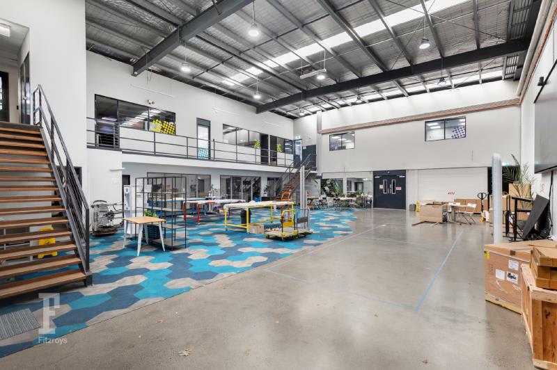 Click to view all images 1H Marine Parade Abbotsford VIC 3067 - Image 3