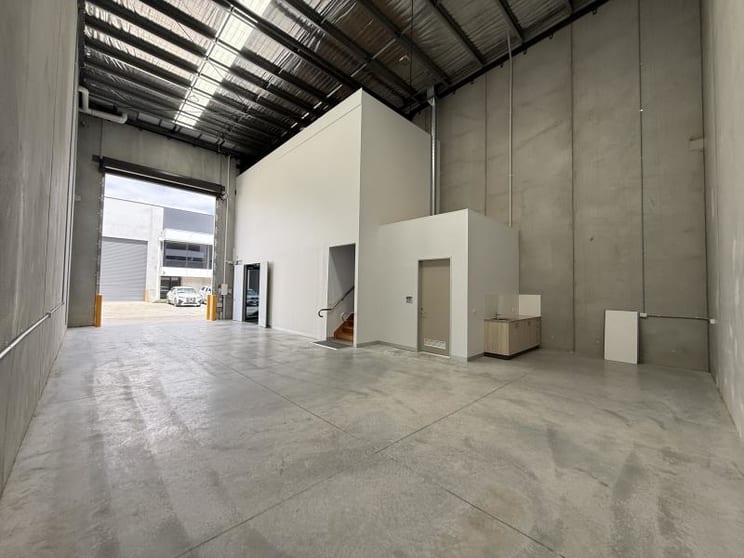 Click to view all images 10/26 Rushdale Street Knoxfield VIC 3180 - Image 2