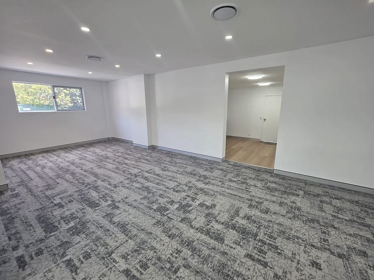 37 Bundall Road Bundall QLD 4217 - Image 3