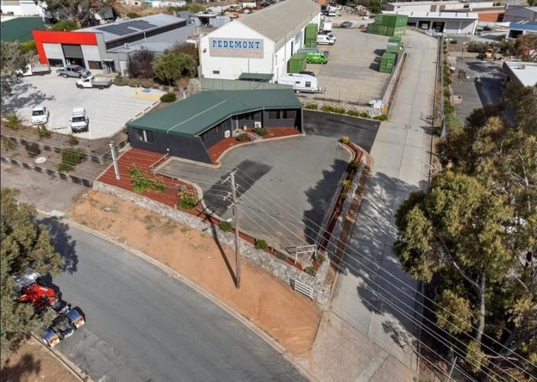 6 Barrow Place Queanbeyan East NSW 2620 - Image 1