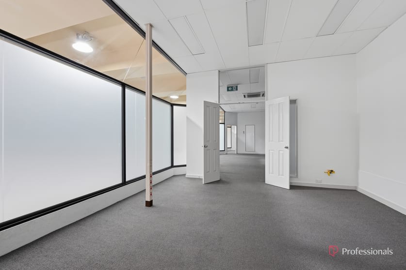 Click to view all images 9 & 10/188-192 Beardy Street Armidale NSW 2350 - Image 3