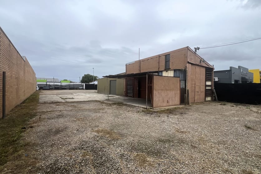 81 Macleod Street Bairnsdale VIC 3875 - Image 2