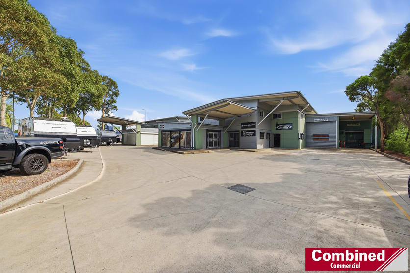 Click to view all images 1 & 2/2 Samantha Place Smeaton Grange NSW 2567 - Image 3