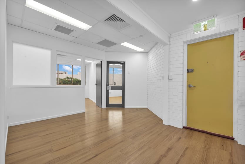 Click to view all images B & C/155 Currie Street Nambour QLD 4560 - Image 4