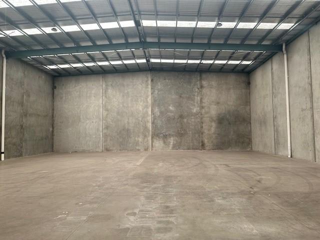 Click to view all images 2/21 Flight Drive Tullamarine VIC 3043 - Image 2