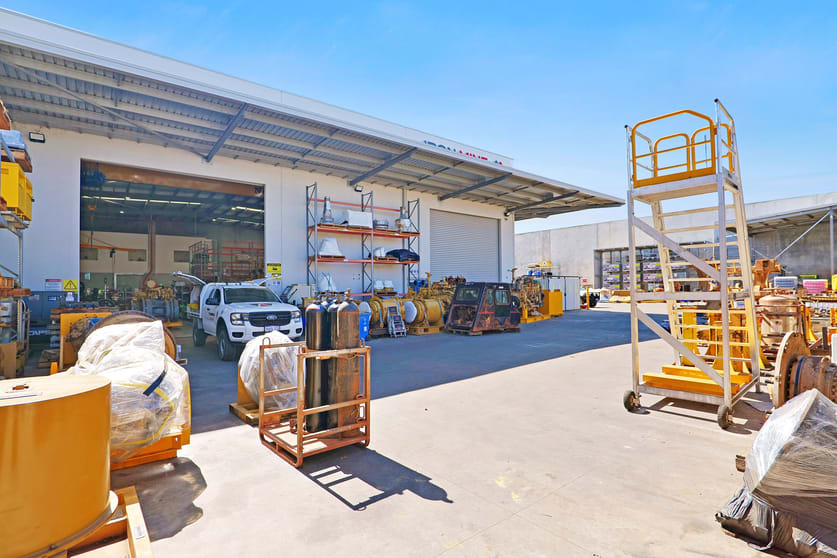 Click to view all images 9 Wicks Street Bayswater WA 6053 - Image 4