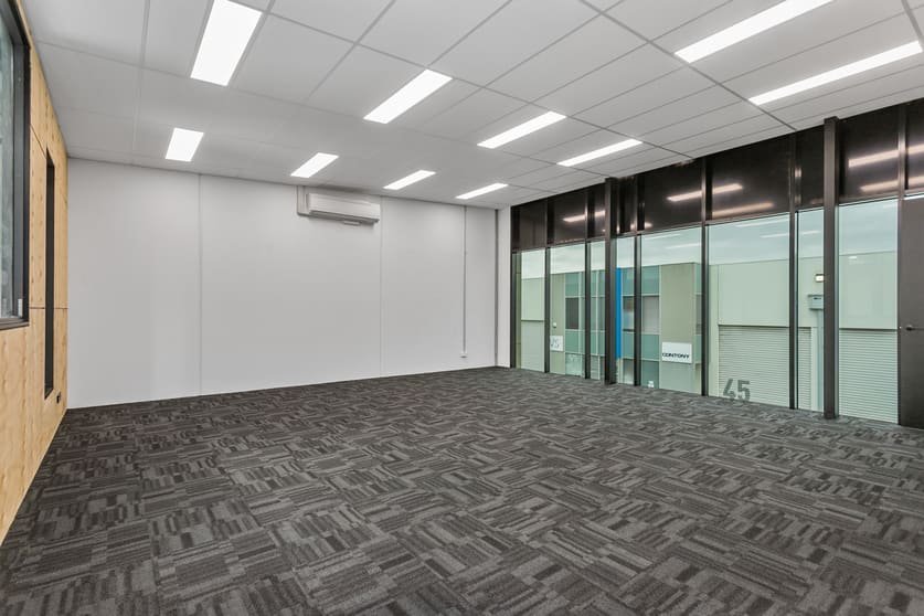 4/40C Wallace Avenue Point Cook VIC 3030 - Image 3