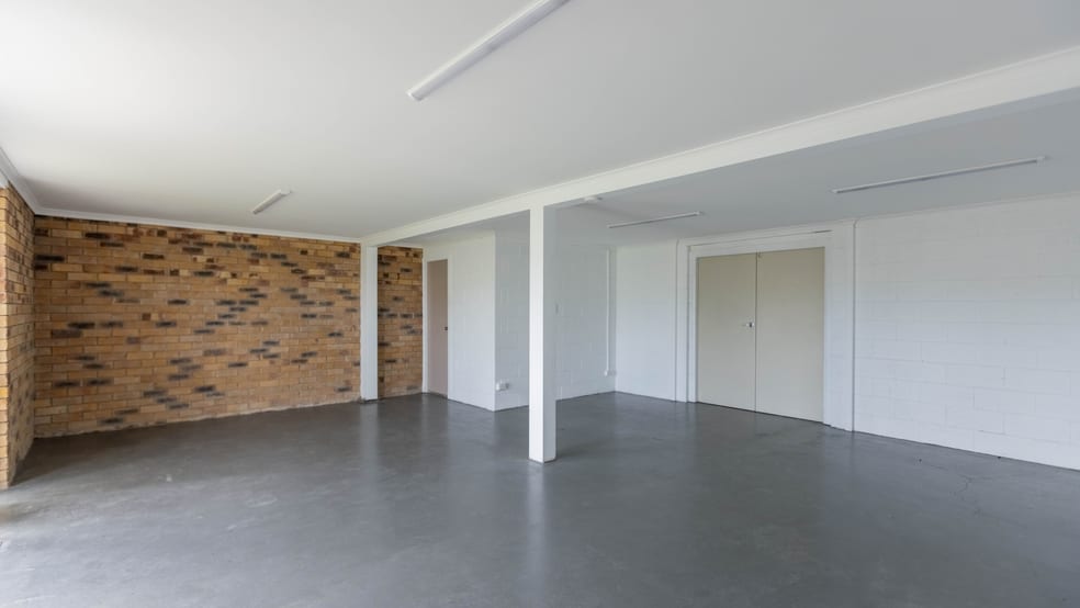 Click to view all images 2/6 Uki Street Yamba NSW 2464 - Image 3