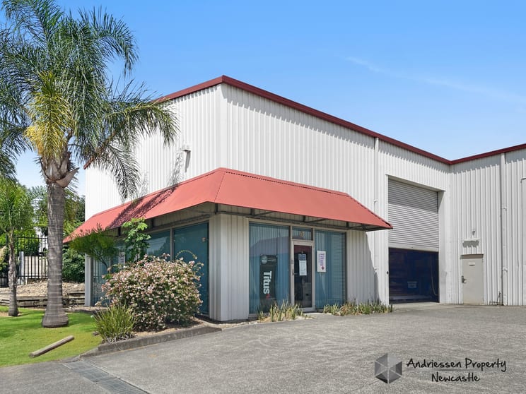 Click to view all images 3/100 Munibung Road Cardiff NSW 2285 - Image 1