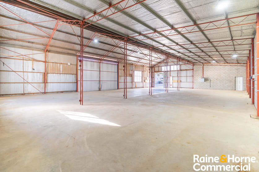 Click to view all images Shed B/35-39 Copland Street Wagga Wagga NSW 2650 - Image 3