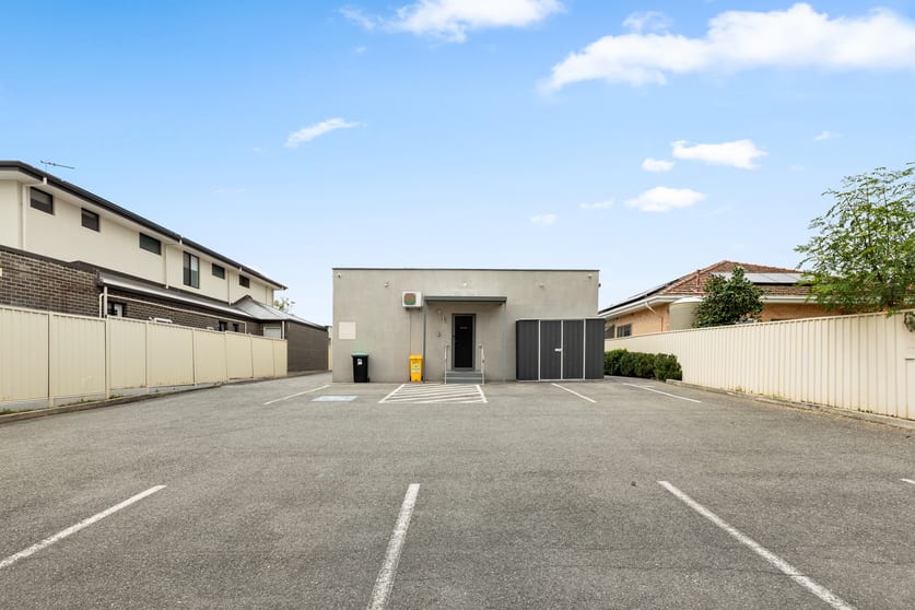 Click to view all images 303 Glynburn Road Kensington Park SA 5068 - Image 3