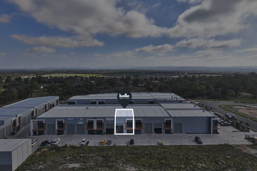 Click to view all images 5 Zinc Circuit Cranbourne North VIC 3977 - Image 3
