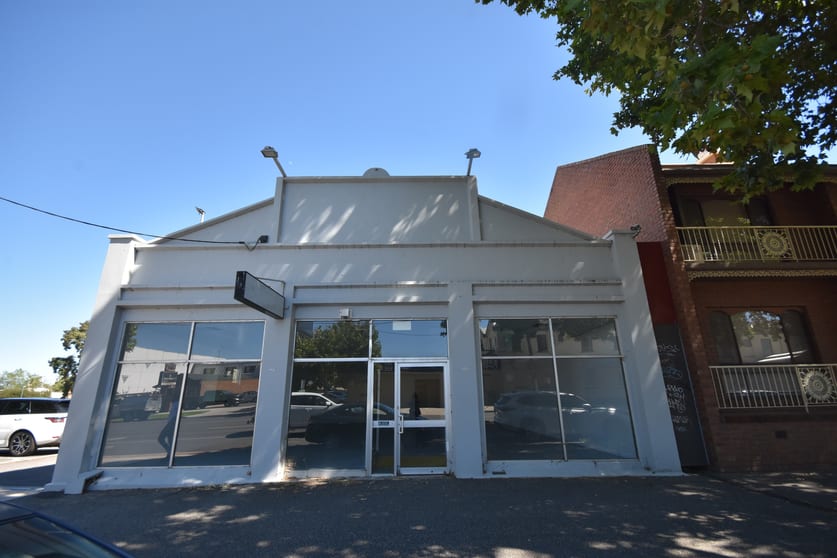 Click to view all images 571 David Street Albury NSW 2640 - Image 1