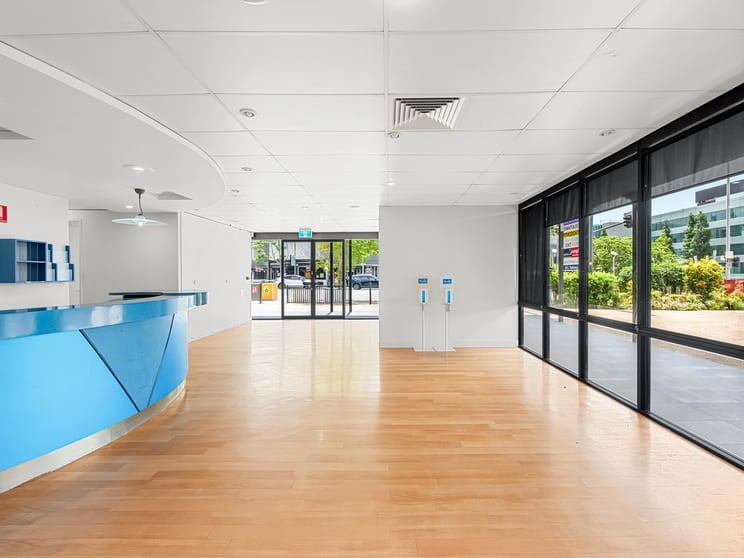 Click to view all images 5/66 Station Road Indooroopilly QLD 4068 - Image 3