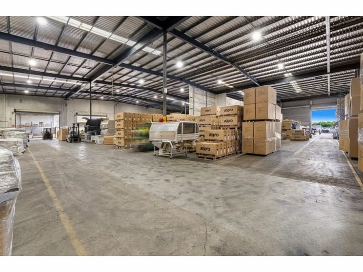 Click to view all images 1/739 Boundary Road Coopers Plains QLD 4108 - Image 3