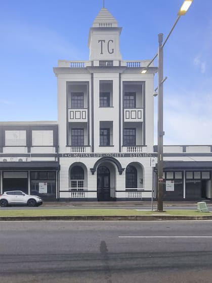 Click to view all images 8 William Rockhampton City QLD 4700 - Image 1
