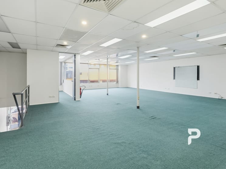 Click to view all images Pennant Hills NSW 2120 - Image 3