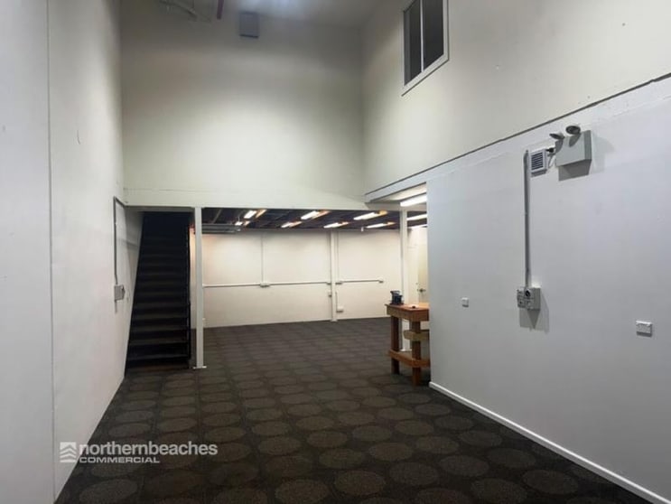 Click to view all images Warriewood NSW 2102 - Image 2