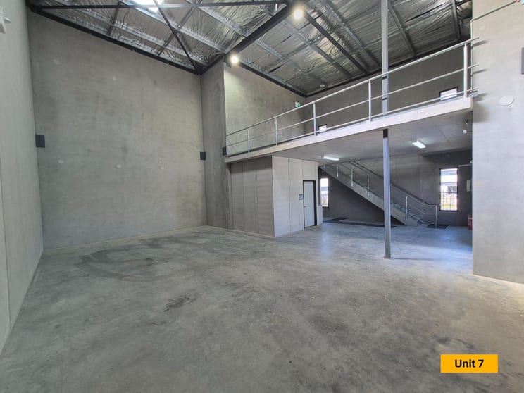 Click to view all images Unit 7/12 Red Fields Road Moss Vale NSW 2577 - Image 3
