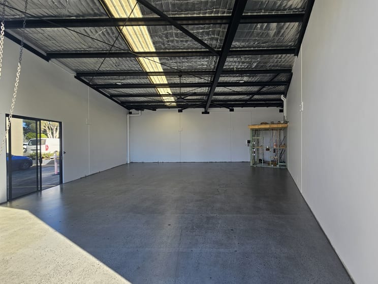 Click to view all images Burleigh Heads QLD 4220 - Image 2