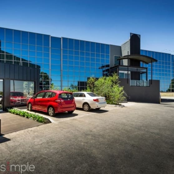 Click to view all images 333 Police Road Mulgrave VIC 3170 - Image 2