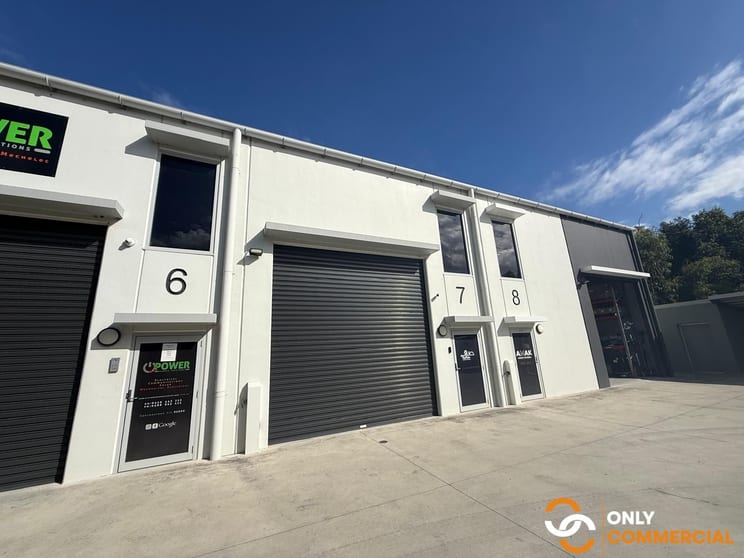 Click to view all images 7/10-14 Louis Court Coomera QLD 4209 - Image 1