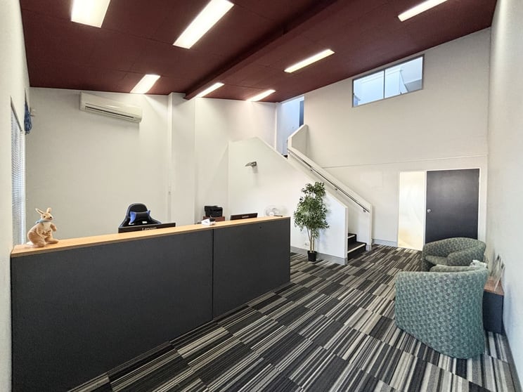1084-1086 Kingsford Smith Drive Eagle Farm QLD 4009 - Image 2