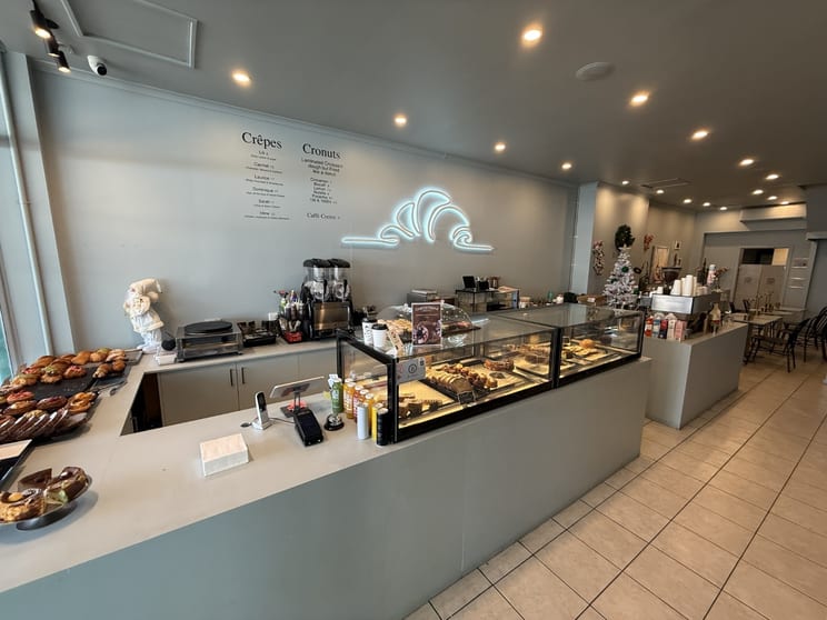 Click to view all images 179 Bay Street Port Melbourne VIC 3207 - Image 2