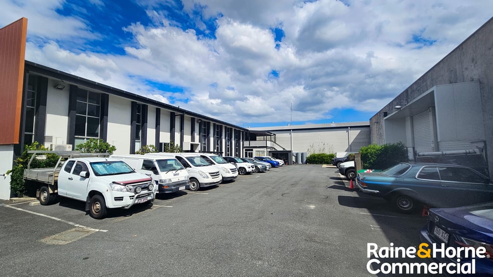 Click to view all images 1110 Kingsford Smith Drive Eagle Farm QLD 4009 - Image 3