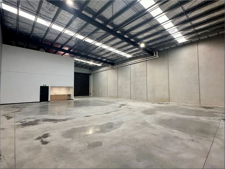 Click to view all images Warehouse 6 & 10 43 Orbis Drive Ravenhall VIC 3023 - Image 3