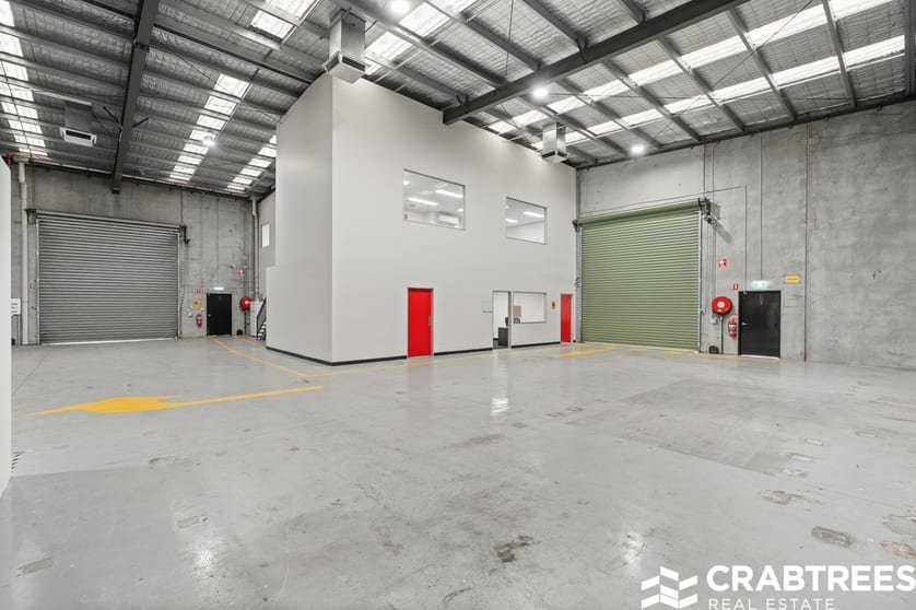 Click to view all images 1/15-19 Venture Way Braeside VIC 3195 - Image 3