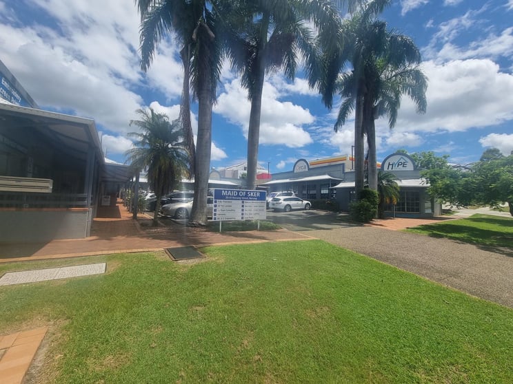 39-41 Nerang Street Nerang QLD 4211 - Image 1