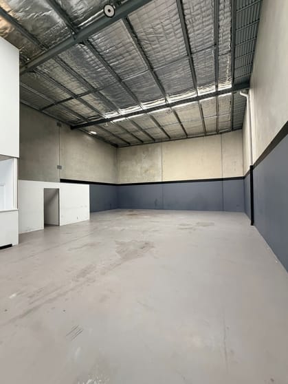 Click to view all images 26/21 Global Road Neerabup WA 6031 - Image 3