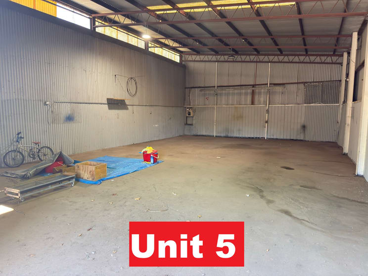 Click to view all images 8 Scarborough Way Lonsdale SA 5160 - Image 2