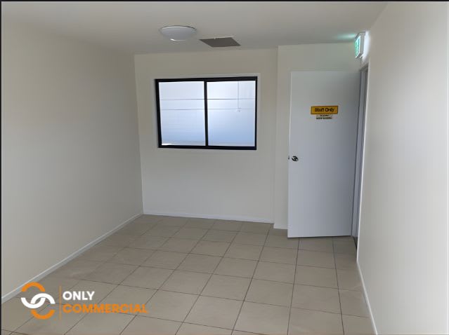 5/677 Pineridge Road Biggera Waters QLD 4216 - Image 2