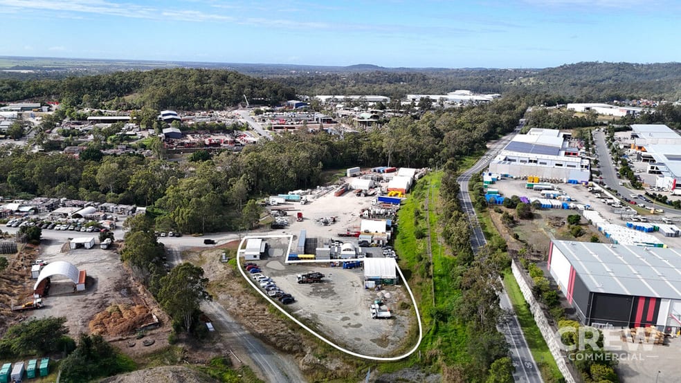 Click to view all images 5 Activity Court Yatala QLD 4207 - Image 3