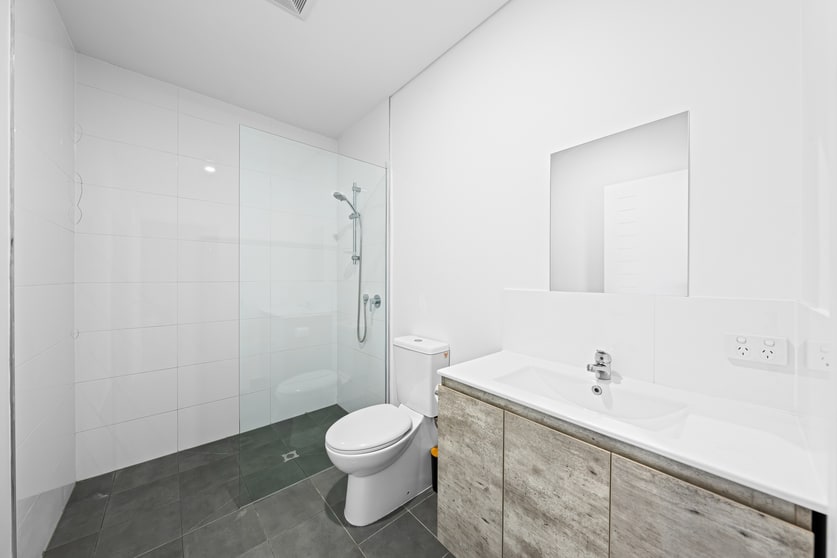 Click to view all images 483 Newman Road Geebung QLD 4034 - Image 5