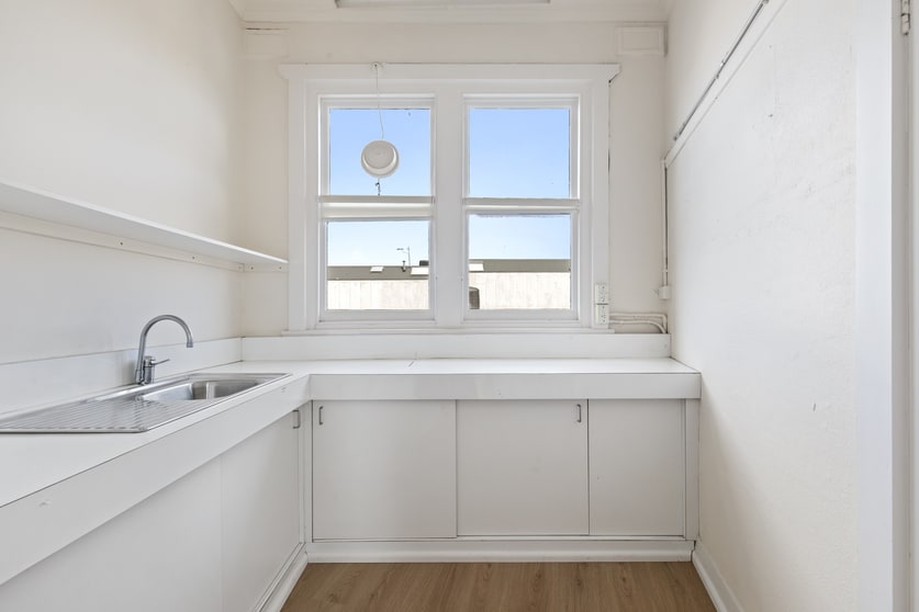 Click to view all images 2A Churchill Street Mont Albert VIC 3127 - Image 3