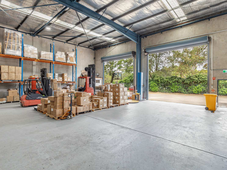 Click to view all images Smithfield NSW 2164 - Image 3