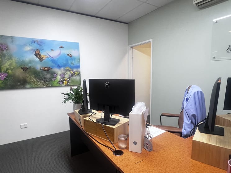 Click to view all images Suite52A 52B 223 calam road Sunnybank Hills QLD 4109 - Image 2