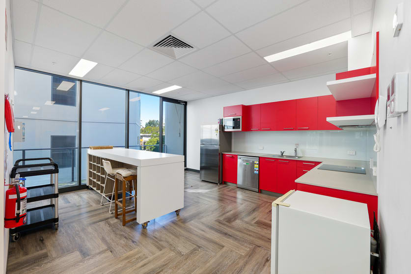 Click to view all images 31 Musk Avenue Kelvin Grove QLD 4059 - Image 2