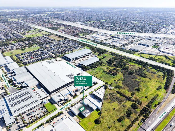 Click to view all images 7/134 Indian Drive Keysborough VIC 3173 - Image 3