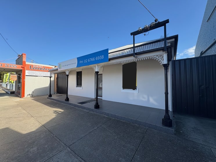 Click to view all images 6A Bourke Street Tamworth NSW 2340 - Image 1