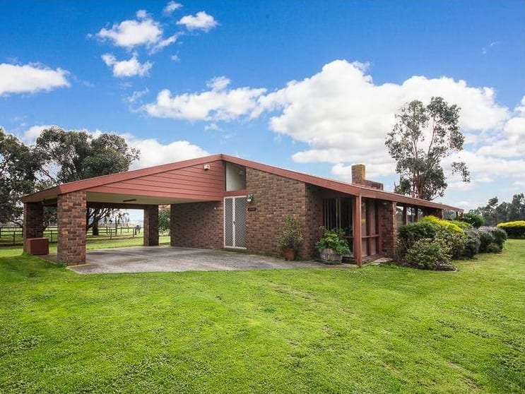 660 Seven Mile Road Nar Nar Goon VIC 3812 - Image 2