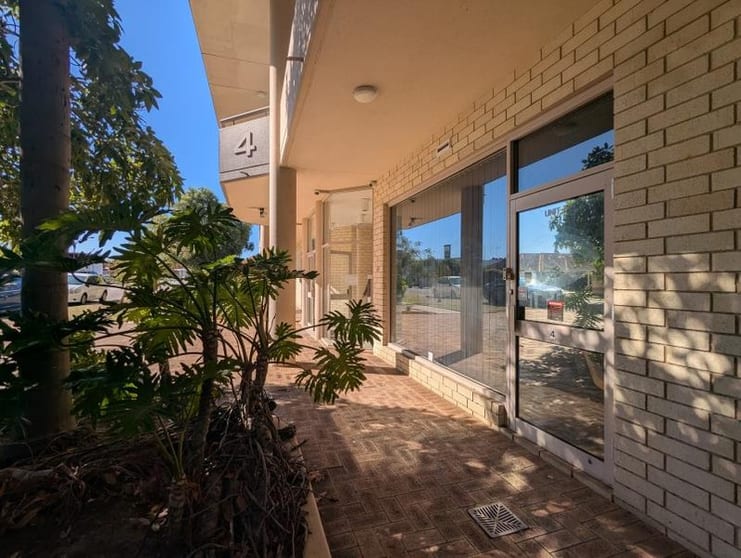 Click to view all images Suite 4/4 Queen Street Bentley WA 6102 - Image 2
