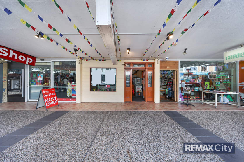 Click to view all images Shop 2/360 Logan Road Stones Corner QLD 4120 - Image 3