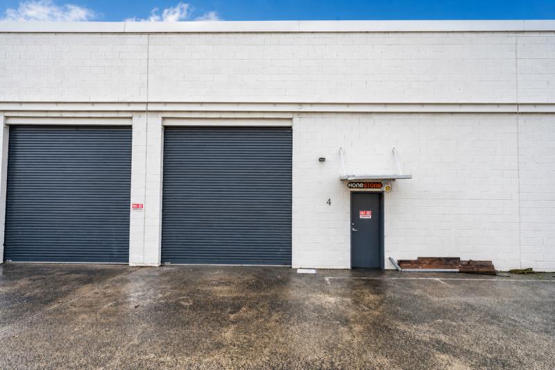 Click to view all images Unit 4/12 Ace Crescent Tuggerah NSW 2259 - Image 2