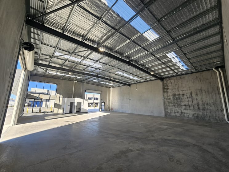 Click to view all images 2/19 Masonry Way Malaga WA 6090 - Image 1