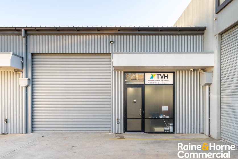Click to view all images 5/13 Jones Street Wagga Wagga NSW 2650 - Image 2