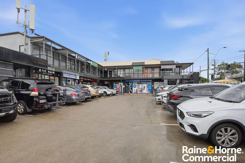 Click to view all images Shop 4&5/60 Macgregor Terrace Bardon QLD 4065 - Image 3